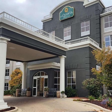 La Quinta By Wyndham Milwaukee Sw New Berlin Hotell Eksteriør bilde