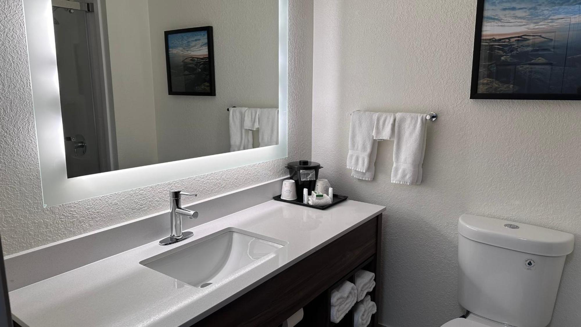 La Quinta By Wyndham Milwaukee Sw New Berlin Hotell Eksteriør bilde