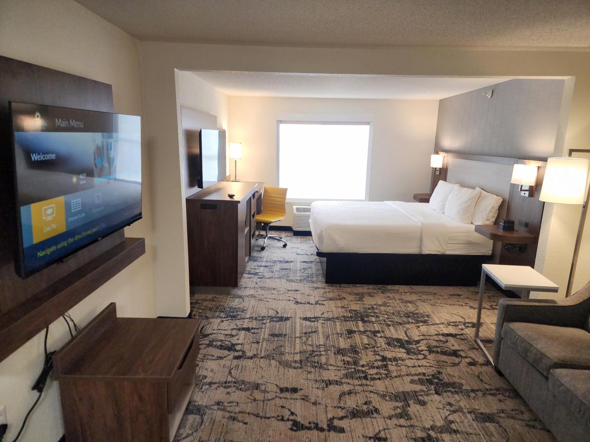 La Quinta By Wyndham Milwaukee Sw New Berlin Hotell Eksteriør bilde