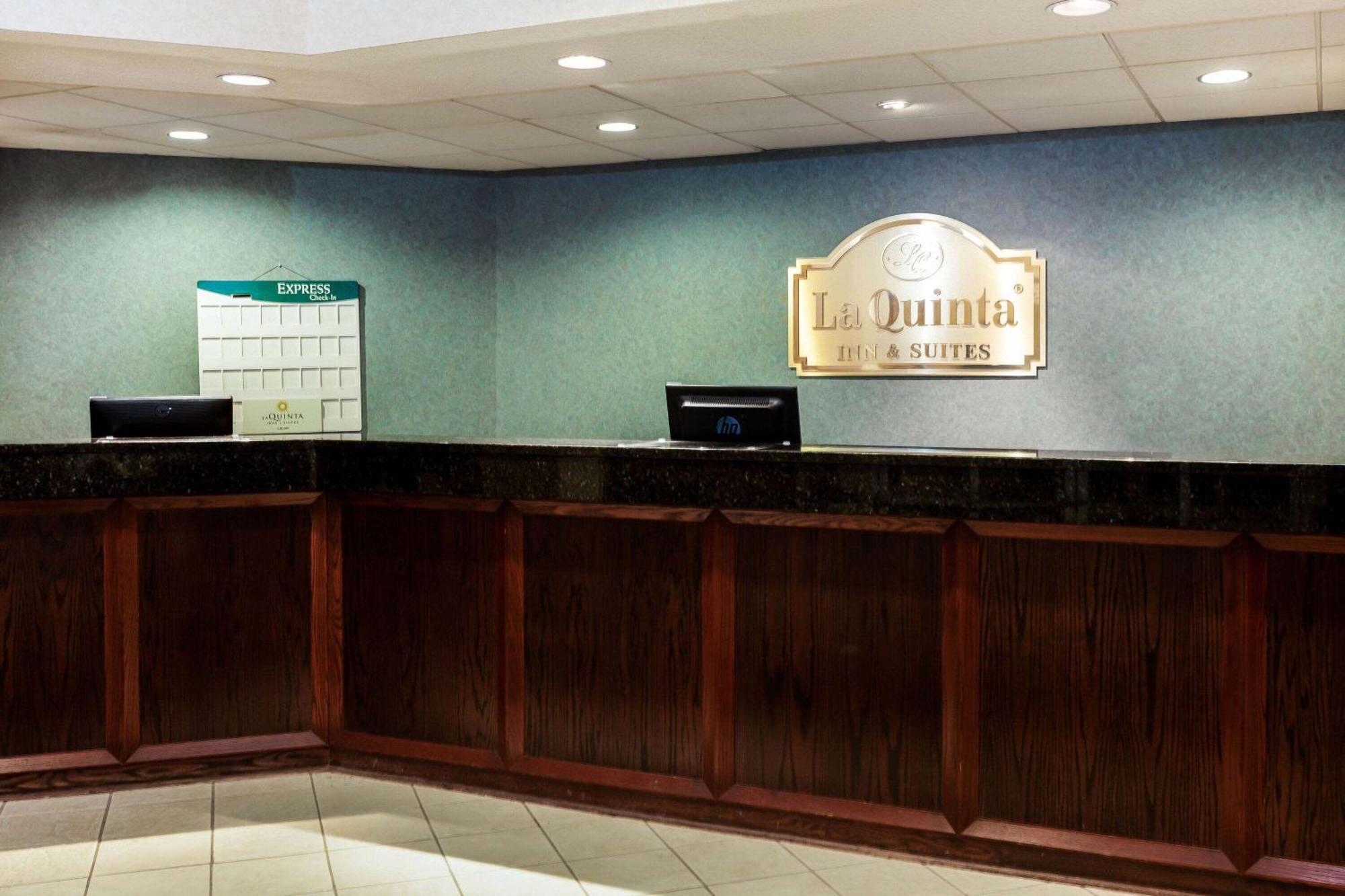 La Quinta By Wyndham Milwaukee Sw New Berlin Hotell Eksteriør bilde