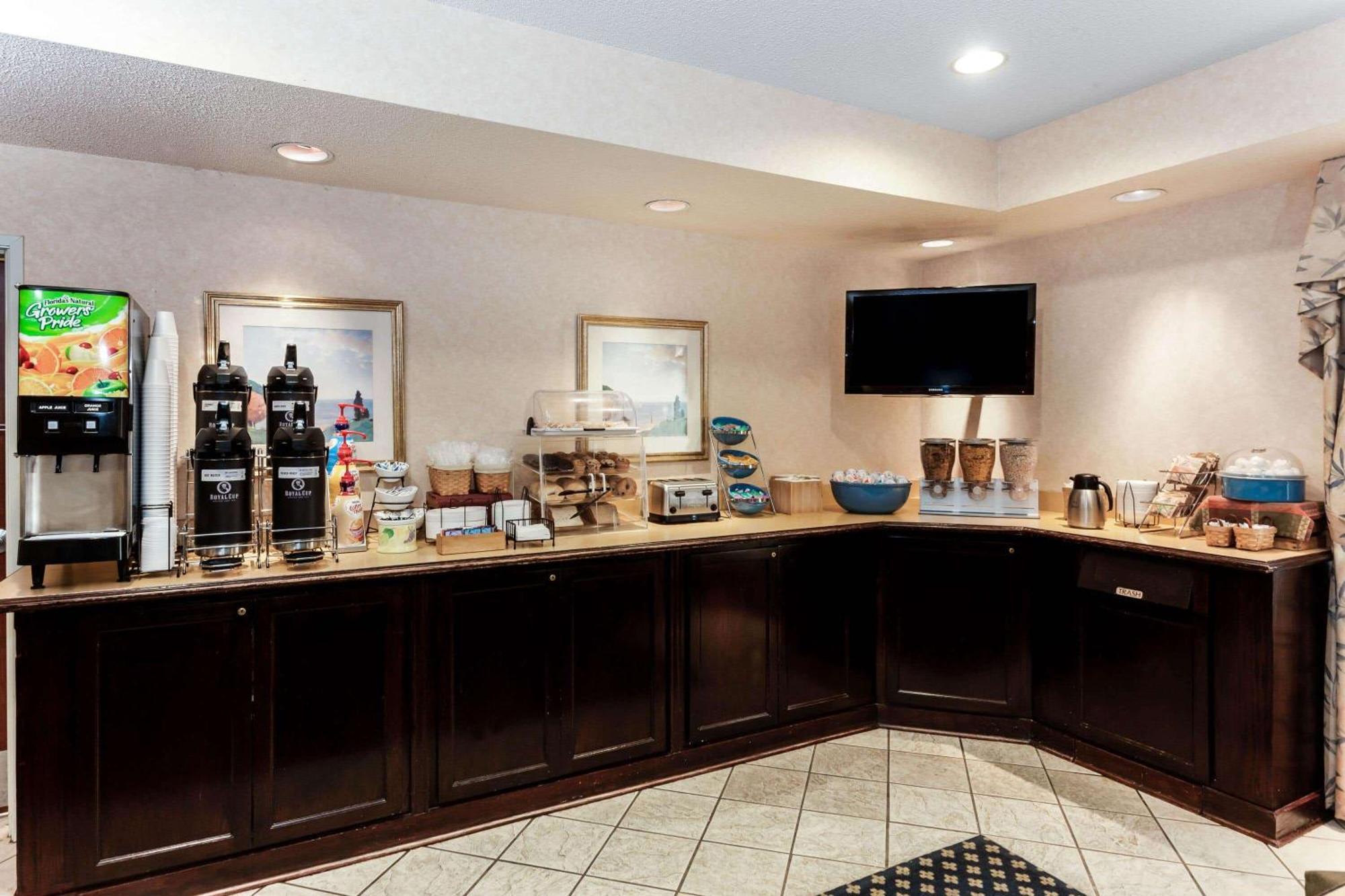 La Quinta By Wyndham Milwaukee Sw New Berlin Hotell Eksteriør bilde