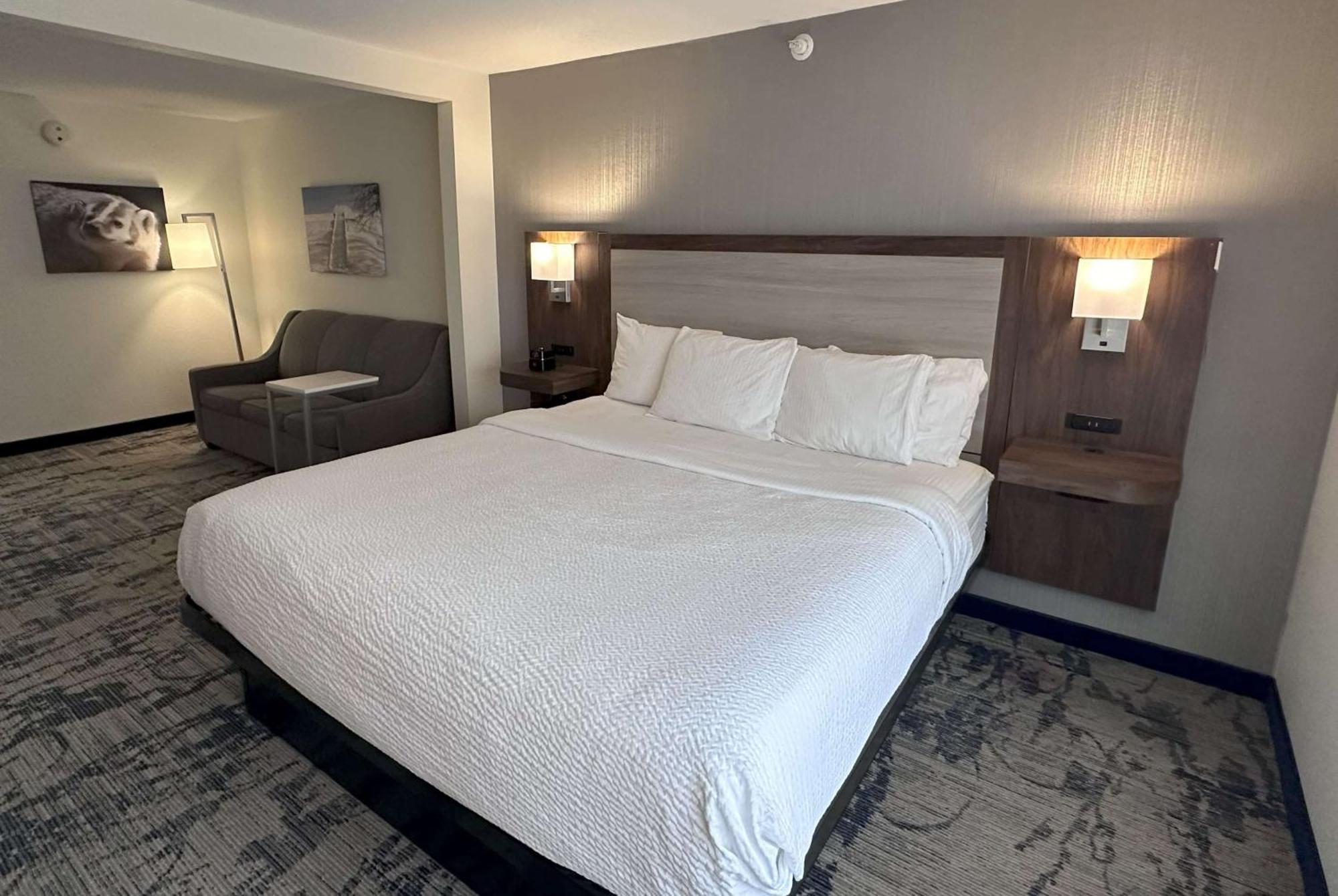 La Quinta By Wyndham Milwaukee Sw New Berlin Hotell Eksteriør bilde