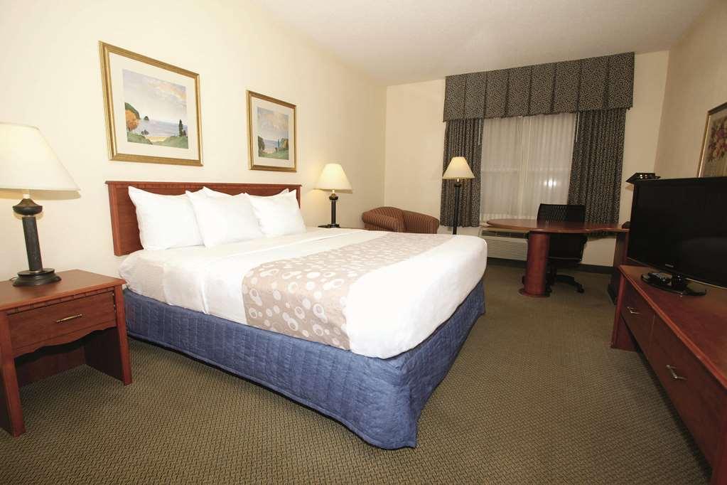 La Quinta By Wyndham Milwaukee Sw New Berlin Hotell Rom bilde